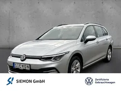 Silber Gebraucht 2023 VW Golf VIII Life Kombi | 27.275 € (Fairer Preis)