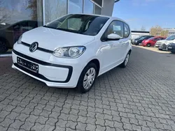 Weiß Gebraucht 2021 VW up! Basis Kleinwagen | 8.890 € (Guter Preis)
