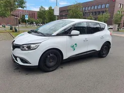 Weiß Gebraucht 2017 Renault Scénic IV Van / Kleinbus | 10.991 € (Fairer Preis)