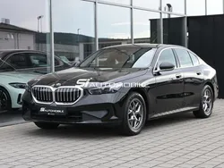 Schwarz Gebraucht 2024 BMW 520 Sport Line Limousine | 46.950 € (Superpreis)