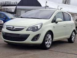 Guacamole weiss (uni) Gebraucht 2011 Opel Corsa Satellite Kleinwagen | 4.390 € (Fairer Preis)