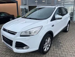 Weiß Gebraucht 2014 Ford Kuga Titanium SUV | 11.900 € (Fairer Preis)