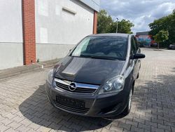 Grau Gebraucht 2009 Opel Zafira Selection Van / Kleinbus | 2.499 € (Guter Preis)