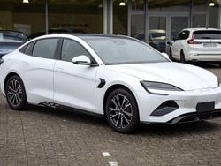 Weiß Neu 2025 BYD Seal Comfort Limousine | 41.950 € (Guter Preis)