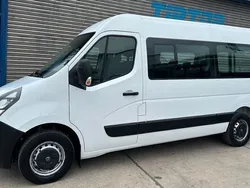 Mineral/polar weiss (055p) Gebraucht 2020 Opel Movano Van | 24.990 € (Teuer)