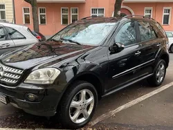 Schwarz Gebraucht 2008 Mercedes ML350 SUV | 10.000 € (Fairer Preis)