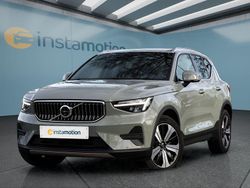 Grün Gebraucht 2022 Volvo XC40 SUV | 32.699 € (Fairer Preis)
