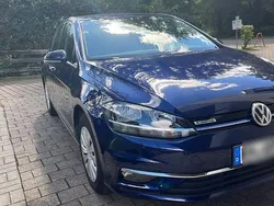 Blau Gebraucht 2018 VW Golf VII Comfortline Kombi | 18.100 € (Fairer Preis)