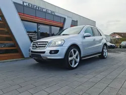 Mercedes ML320
