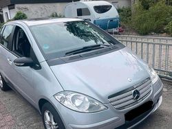 Grau Gebraucht 2007 Mercedes A180 Limousine | 2.660 € (Fairer Preis)