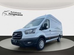 Weiß Gebraucht 2024 Ford Transit Trend Van / Kleinbus | 26.490 € (Guter Preis)