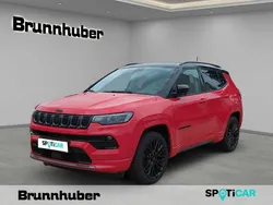 Rot Gebraucht 2022 Jeep Compass SUV | 26.750 € (Guter Preis)