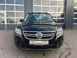 Schwarz Gebraucht 2010 VW Tiguan Team SUV | 7.950 € (Fairer Preis)