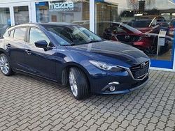 Blau Gebraucht 2015 Mazda 3 Sports-Line Kleinwagen | 13.990 € (Fairer Preis)