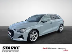 Rot (progressivrot metallic) Gebraucht 2024 Audi A3 Sportback Advanced Limousine | 37.430 € (Etwas zu teuer)