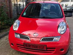 Rot Gebraucht 2009 Nissan Micra Kleinwagen | 2.300 € (Etwas zu teuer)