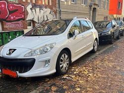 Weiß Gebraucht 2008 Peugeot 308 Kombi | 2.100 € (Fairer Preis)