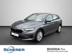 Graphitegrau metallic Gebraucht 2024 Skoda Scala Selection Kleinwagen | 22.200 € (Fairer Preis)