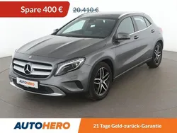 Grau Gebraucht 2016 Mercedes GLA200 Urban SUV | 19.560 € (Fairer Preis)
