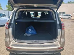 Beige Gebraucht 2016 Ford S-MAX Titanium Van / Kleinbus | 13.850 € (Fairer Preis)