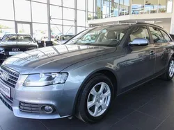 Grau Gebraucht 2012 Audi A4 Attraction Kombi | 7.299 € (Guter Preis)