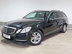 Schwarz Gebraucht 2012 Mercedes E220 Avantgarde Kombi | 5.500 € (Guter Preis)