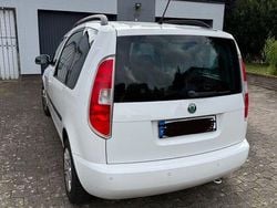 Weiß Gebraucht 2012 Skoda Roomster Plus Edition Kombi | 3.200 € (Fairer Preis)