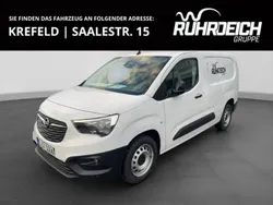 Weiss Gebraucht 2024 Opel Combo Basis Van / Kleinbus | 22.390 € (Etwas zu teuer)