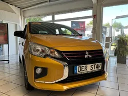 Gelb Neu 2024 Mitsubishi Space Star Select+ Limousine | 14.990 €