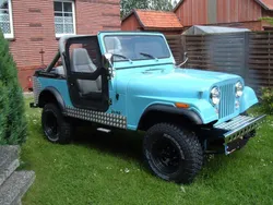 Blau Gebraucht 1977 Jeep CJ SUV | 19.000 €