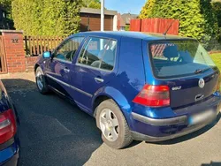 Blau Gebraucht 2000 VW Golf IV Edition Limousine | 1.799 € (Fairer Preis)