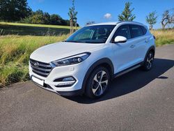 Weiß Gebraucht 2015 Hyundai Tucson Premium SUV | 15.200 €