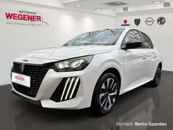 Schneeweiß Gebraucht 2025 Peugeot 208 Style Kleinwagen | 16.990 € (Fairer Preis)