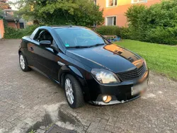 Schwarz Gebraucht 2008 Opel Tigra Cabrio | 2.650 € (Etwas zu teuer)