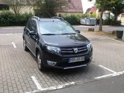 Schwarz Gebraucht 2015 Dacia Sandero Prestige Kleinwagen | 11.999 €