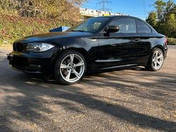 Schwarz Gebraucht 2009 BMW 120 Sport Line Kleinwagen | 6.700 € (Teuer)