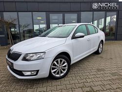 Weiß Gebraucht 2014 Skoda Octavia Ambition Limousine | 7.999 € (Fairer Preis)