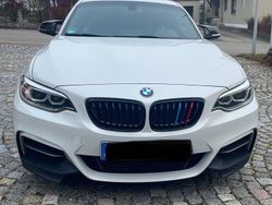Weiß Gebraucht 2015 BMW M235 M Performance Coupé | 25.900 € (Etwas zu teuer)