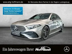 Grau Gebraucht 2024 Mercedes A200 Night Limousine | 37.925 € (Teuer)