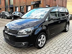 Schwarz Gebraucht 2013 VW Touran Match Van / Kleinbus | 5.999 € (Guter Preis)