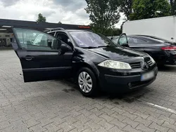 Schwarz Gebraucht 2004 Renault Mégane GrandTour Kombi | 1.395 €