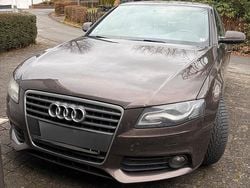 Braun Gebraucht 2011 Audi A4 S-Line Limousine | 6.400 € (Guter Preis)