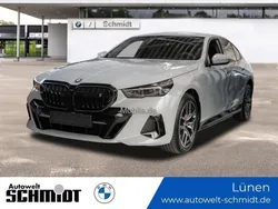 M brooklyn grau Neu 2025 BMW i5 M Sport Limousine | 96.450 €