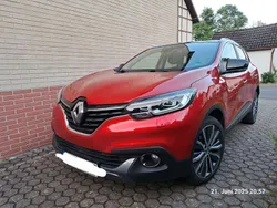 Rot Gebraucht 2017 Renault Kadjar Bose Edition SUV | 14.500 € (Fairer Preis)