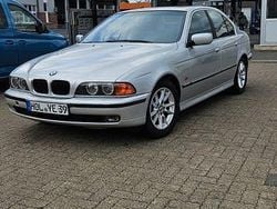 Silber Gebraucht 1999 BMW 523 Performance Limousine | 6.500 € (Fairer Preis)