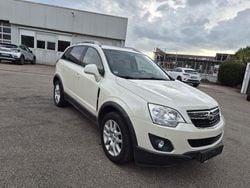 Weiß Gebraucht 2012 Opel Antara Design Edition SUV | 4.499 € (Fairer Preis)