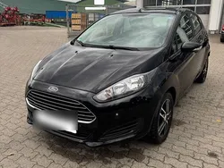 Schwarz Gebraucht 2015 Ford Fiesta Kleinwagen | 7.500 €