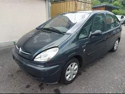 Schwarz Gebraucht 2002 Citroën Xsara Picasso Van / Kleinbus | 1.599 €