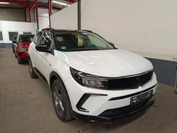 Weiß Gebraucht 2024 Opel Grandland X SUV | 23.950 € (Guter Preis)