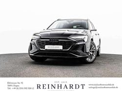 Mythosschwarz metallic Gebraucht 2024 Audi Q8 e-tron S-Line SUV | 58.310 € (Superpreis)